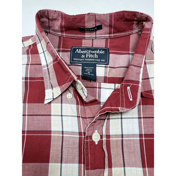 Abercrombie & Fitch Muscle Fit Plaid Button Down Shirt - Men's XL - Maroon/Cream - Picture 4 of 5